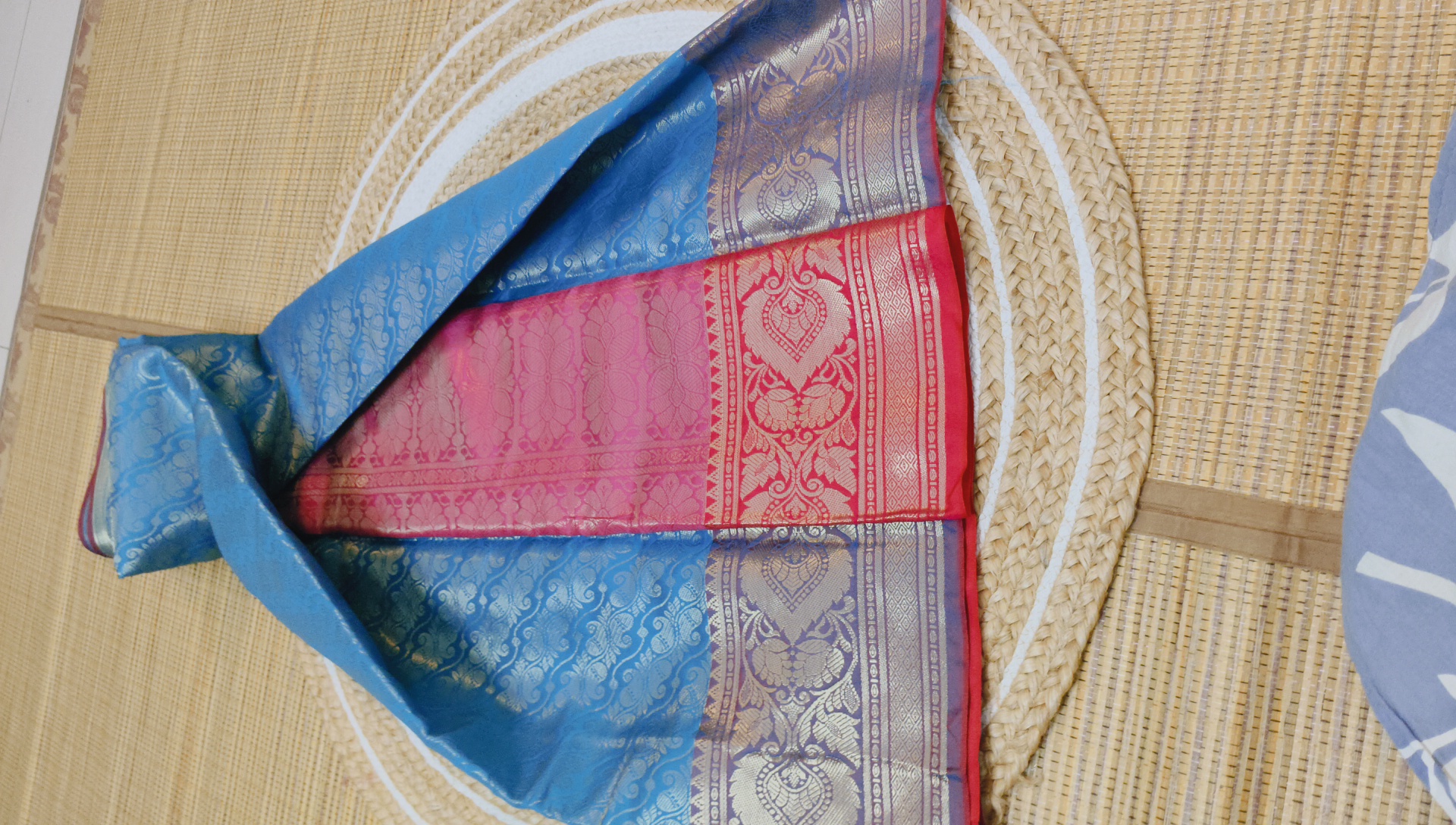 Royal Blue Contrast Fancy Pattu Saree